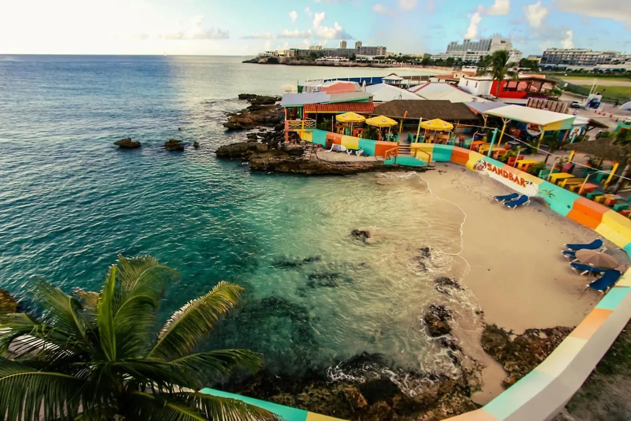 Maho Beach House - Grand Ocean Suite - 2 Bedroom Apartment